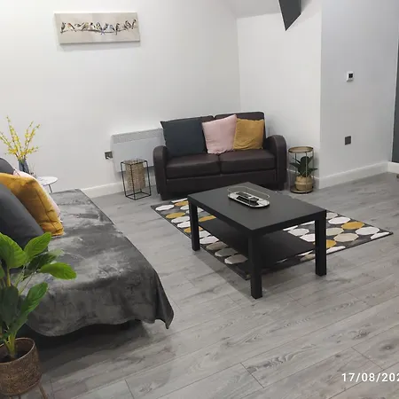 Sky * Bradford (West Yorkshire)